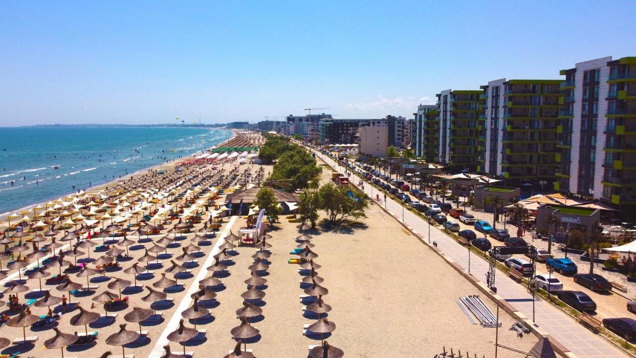 Fineloft Sea View Apartment-Spa N Pools Beach Resort Năvodari 외부 사진
