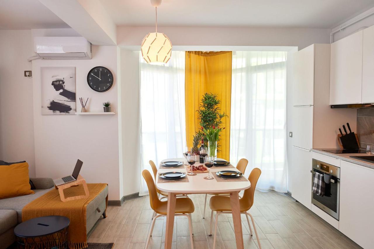 Fineloft Sea View Apartment-Spa N Pools Beach Resort Năvodari 외부 사진