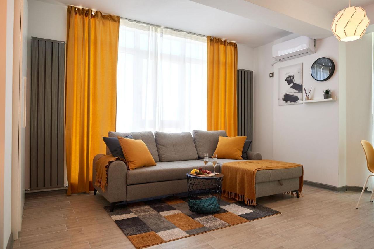 Fineloft Sea View Apartment-Spa N Pools Beach Resort Năvodari 외부 사진