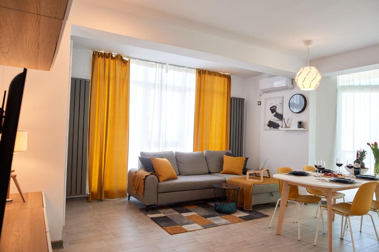 Fineloft Sea View Apartment-Spa N Pools Beach Resort Năvodari 외부 사진