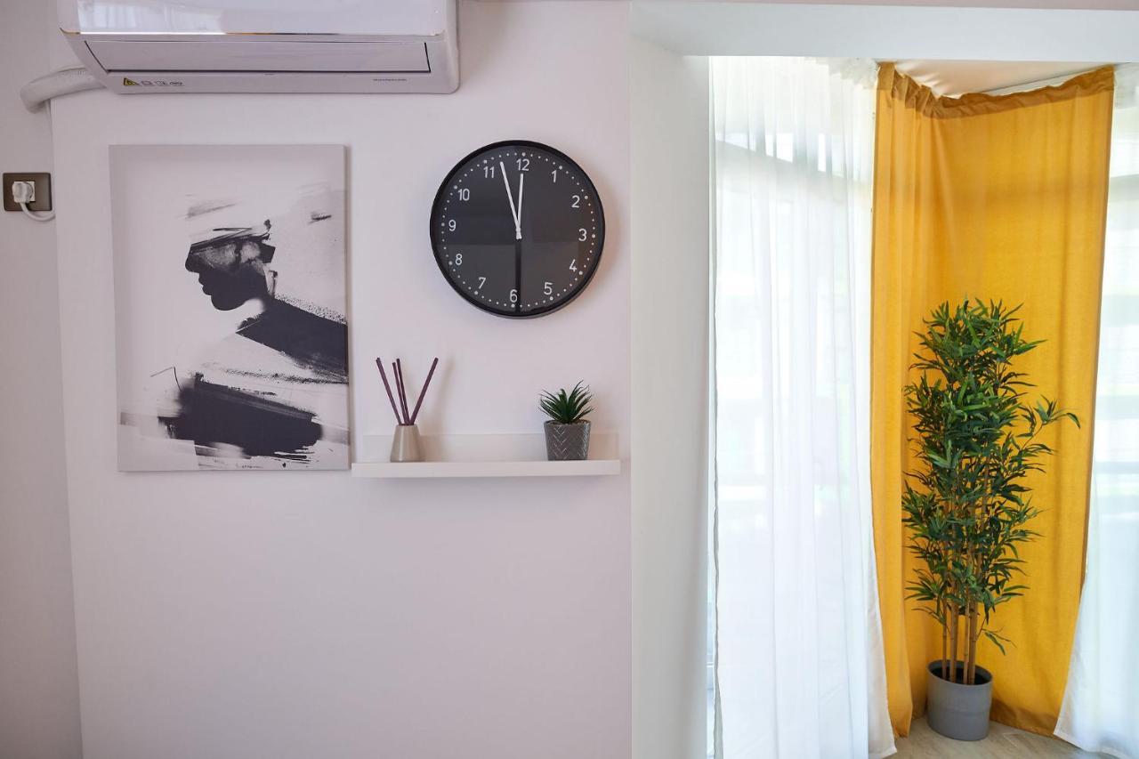 Fineloft Sea View Apartment-Spa N Pools Beach Resort Năvodari 외부 사진